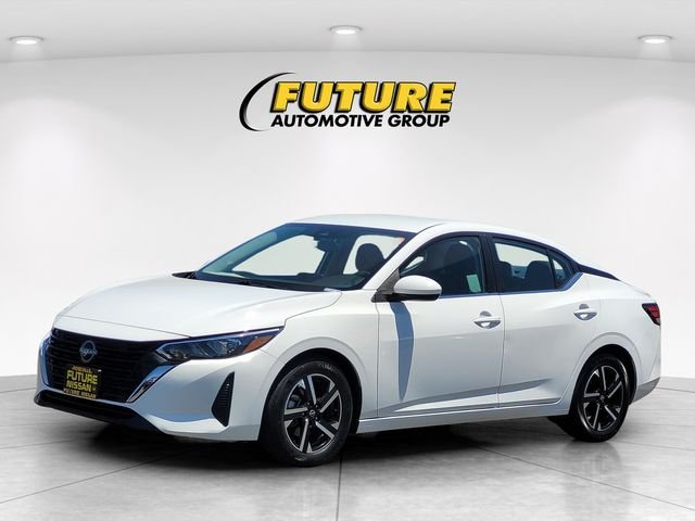 Used 2024 White Nissan SV image 5