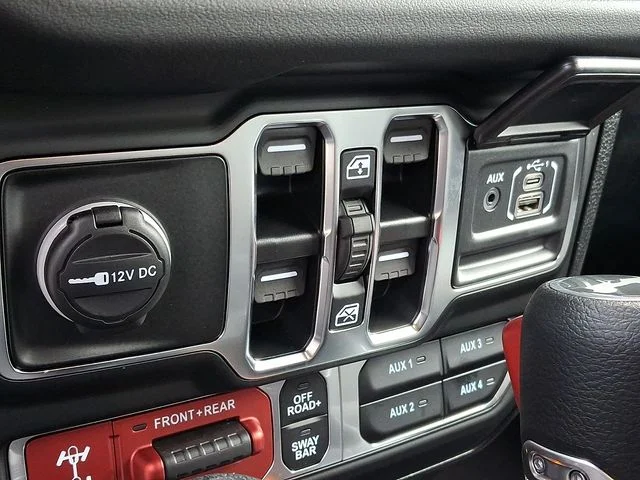 Certified Used 2025 Blue Jeep Rubicon image 22