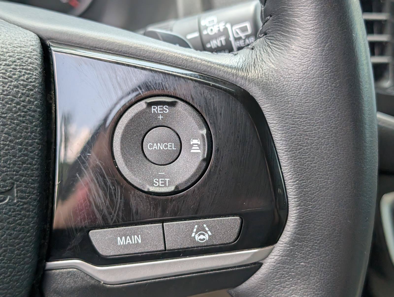 Used 2020 Burgundy Honda Touring 7-Passenger image 20