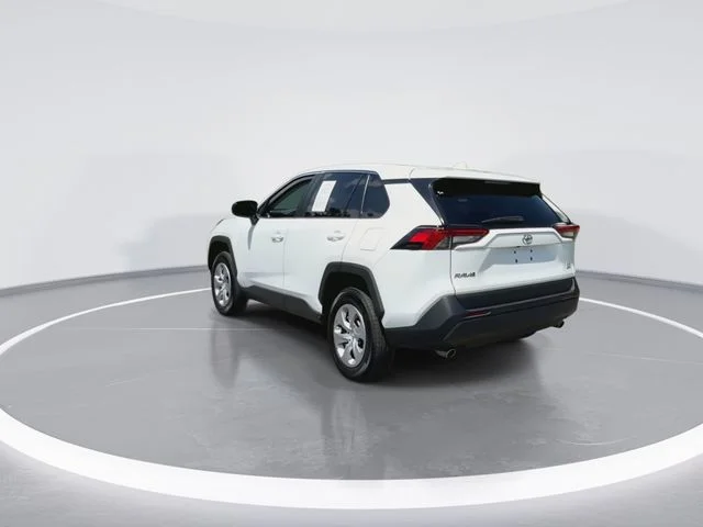 Used 2025 White Toyota LE image 8