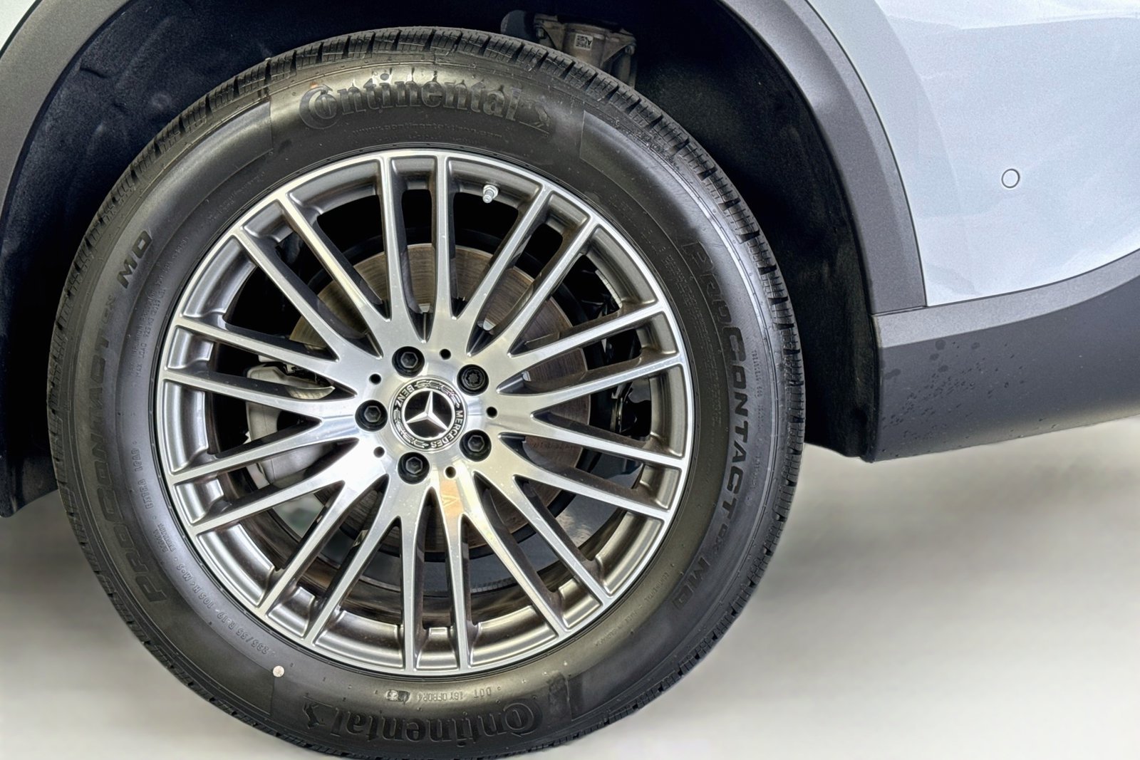 New 2026 Cirrus Silver Metallic Mercedes-Benz GLC 300 image 29