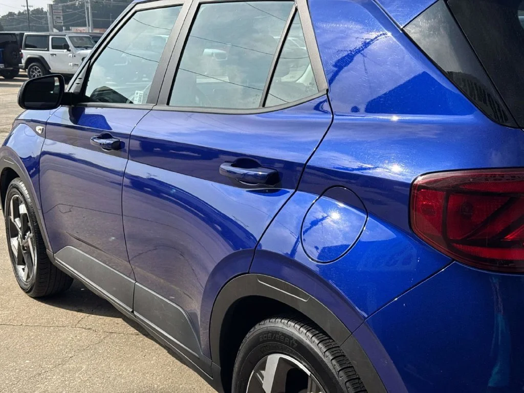Used 2025 Blue Hyundai SEL image 14