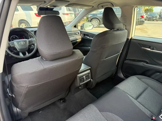 Used 2026 Ice Toyota LE image 30