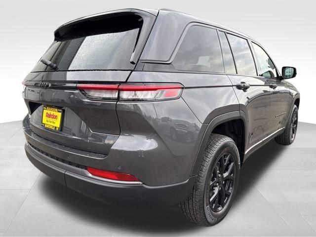 New 2026 Baltic Gray Metallic Clear-Coat Exterior Paint Jeep Laredo Altitude image 7