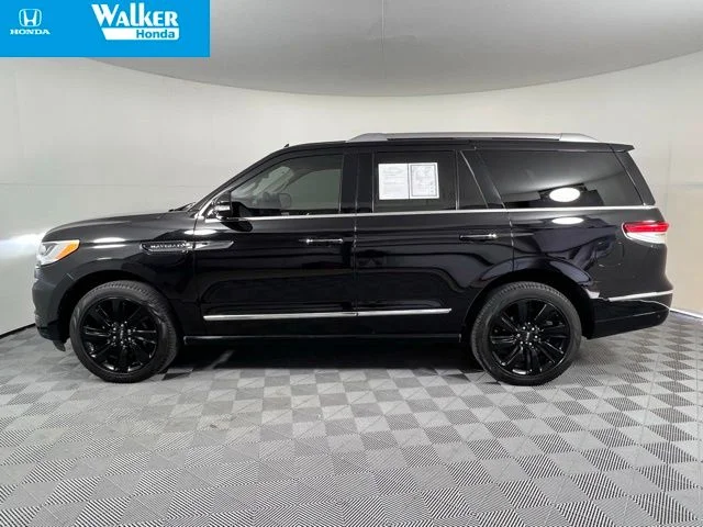Used 2024 Black Lincoln Reserve image 4