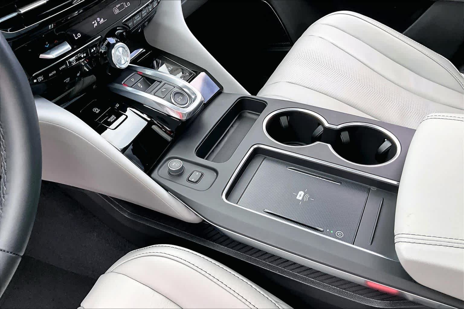 Used 2026 Solar Silver Metallic Acura w/Technology Package image 17