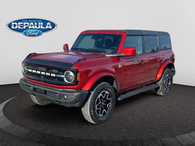 2023 Ford Bronco Outer Banks 4x4's photo