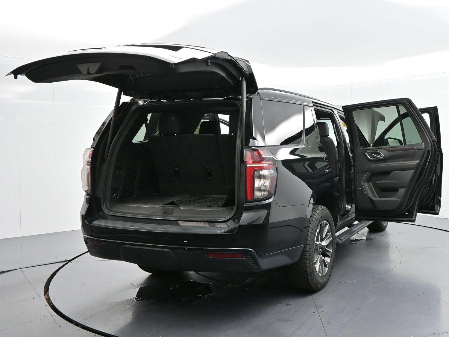 Used 2024 Black Chevrolet Z71 image 50