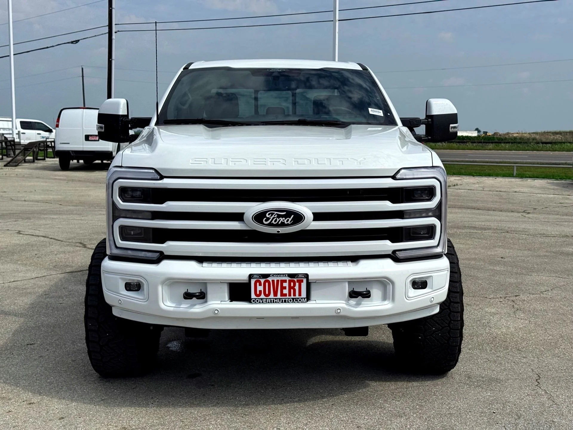 Used 2026  Ford Platinum LIFTED image 3