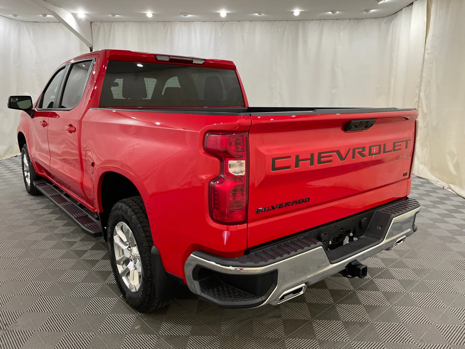 2026 Chevrolet Silverado 1500 LT - Photo 8