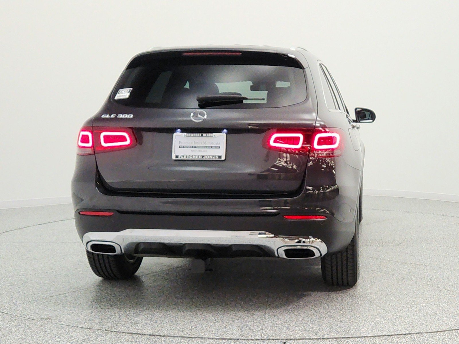 Used 2022 Graphite Grey Metallic Mercedes-Benz GLC 300 SUV image 6