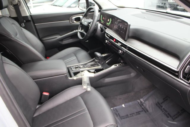 Used 2026 White Kia X-Line EX image 39