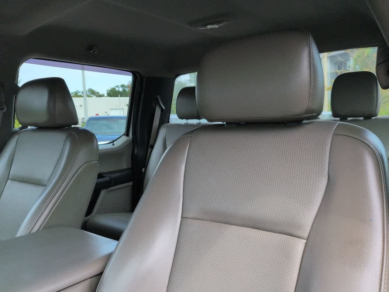 Used 2019 Oxford White Ford XL image 8