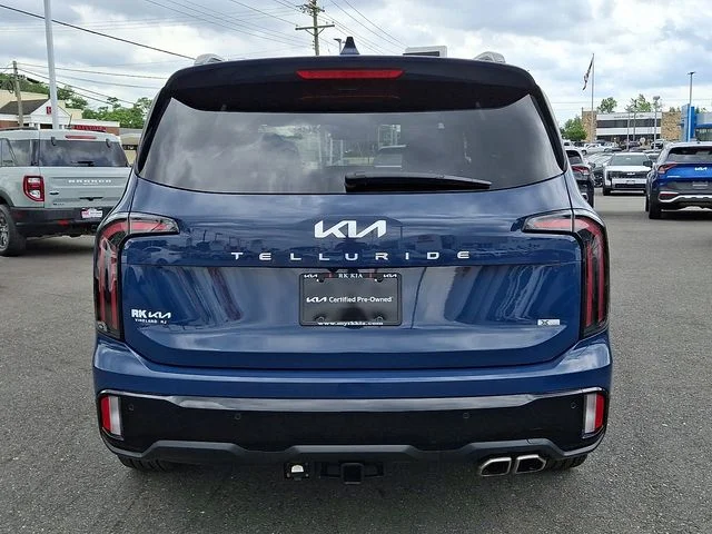 Used 2024 Black Kia EX X-Line image 6
