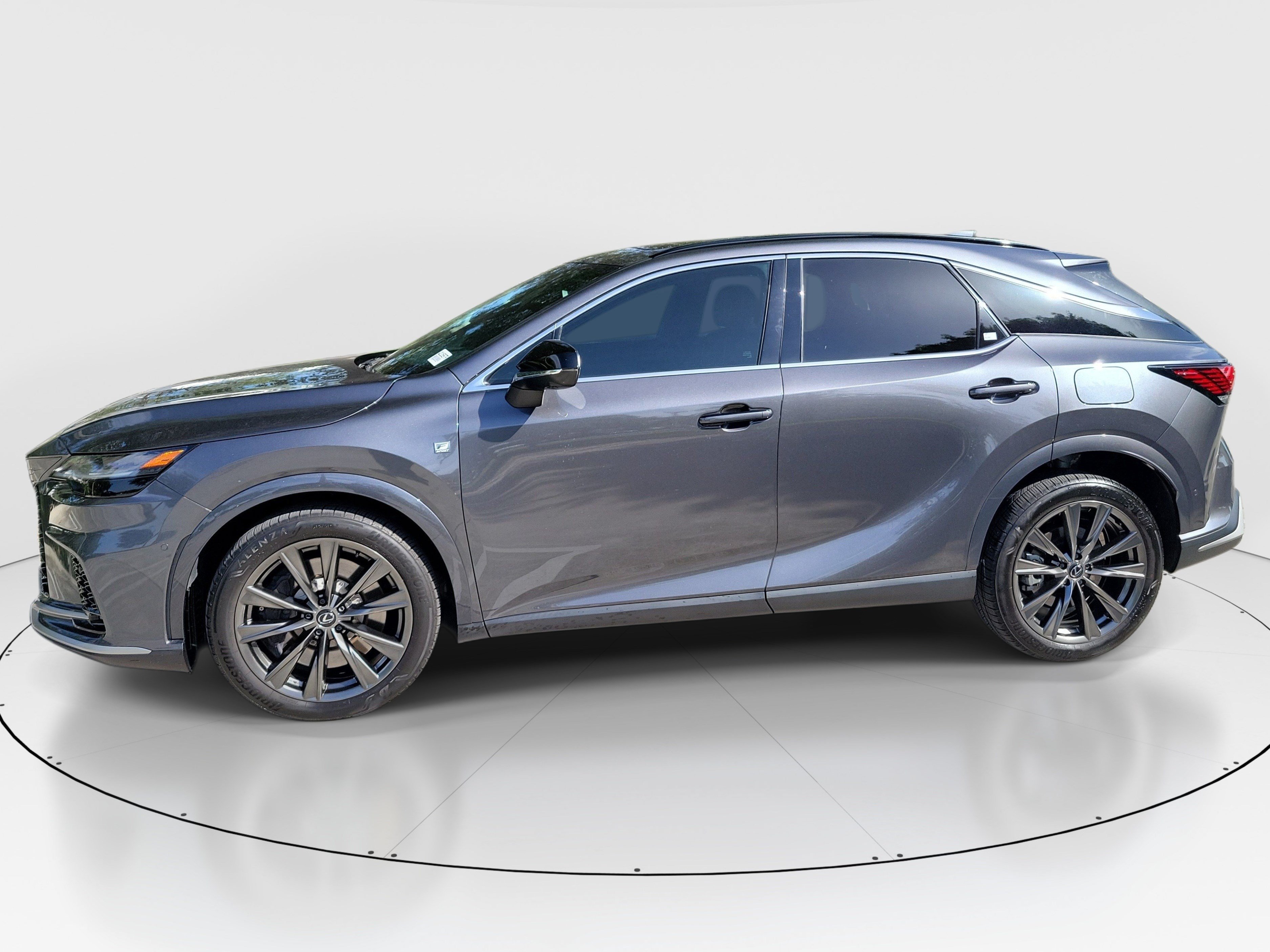 Used 2024 Gray Lexus RX 350 F SPORT Handling image 4