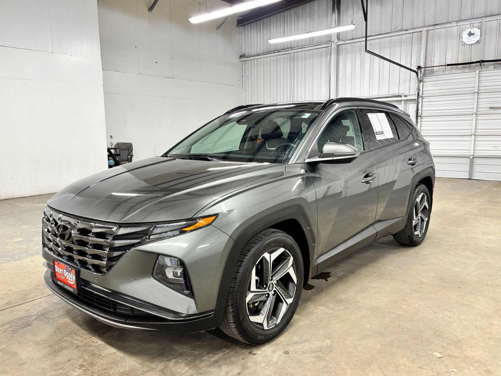 Certified Used 2022 Gray Hyundai Limited image 3