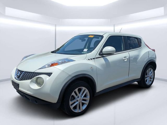 Used 2011 White Nissan SV image 7