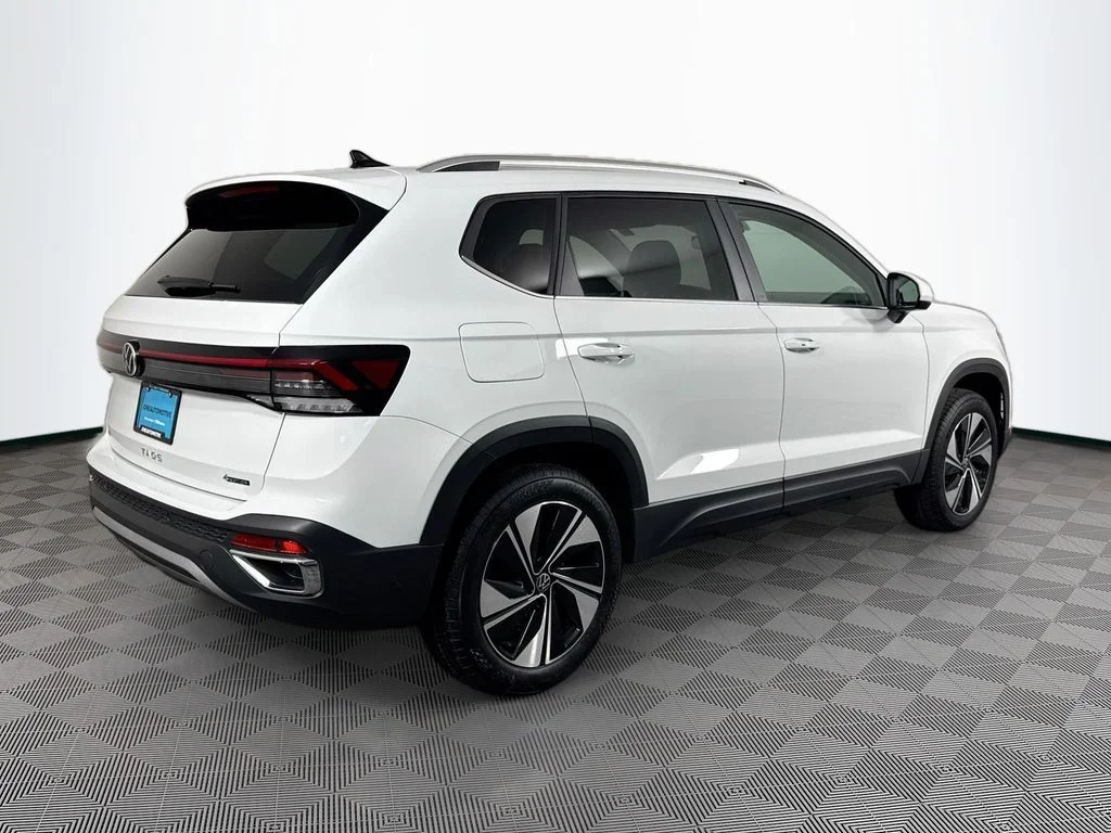 2026 Volkswagen Taos SE - Photo 11