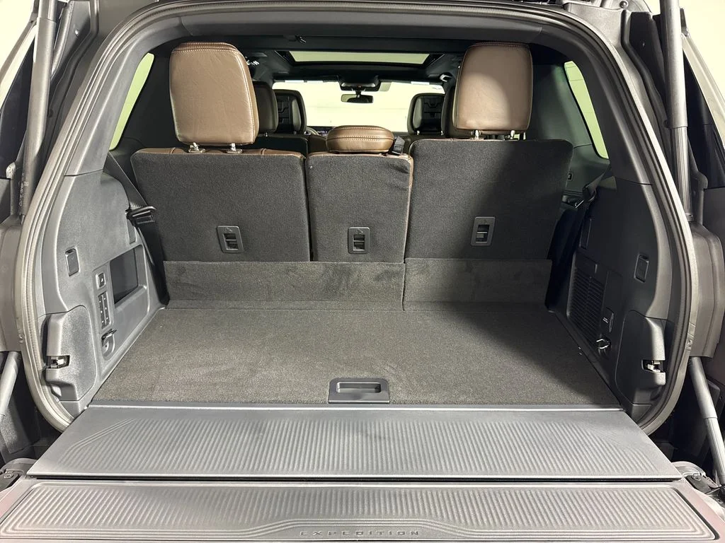 New 2027 Black Ford King Ranch image 26