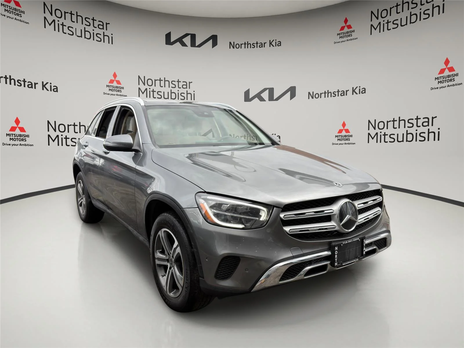 Used 2022 Selenite Grey Metallic Mercedes-Benz GLC 300 image 5