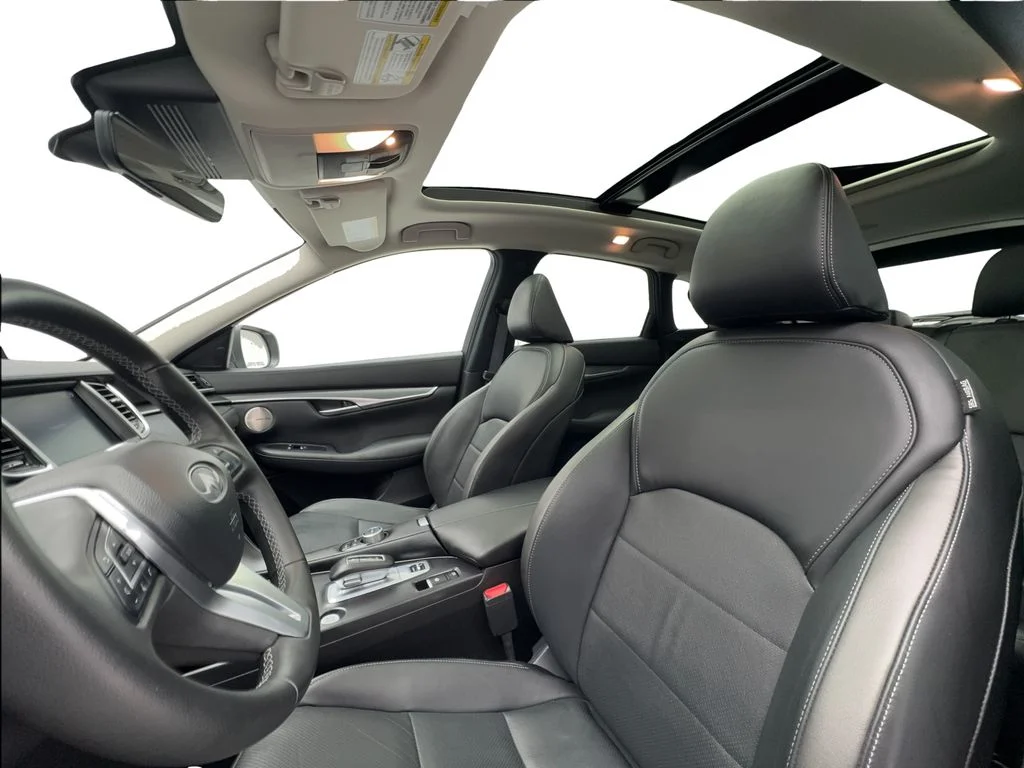 Used 2025 Gray INFINITI LUXE image 20