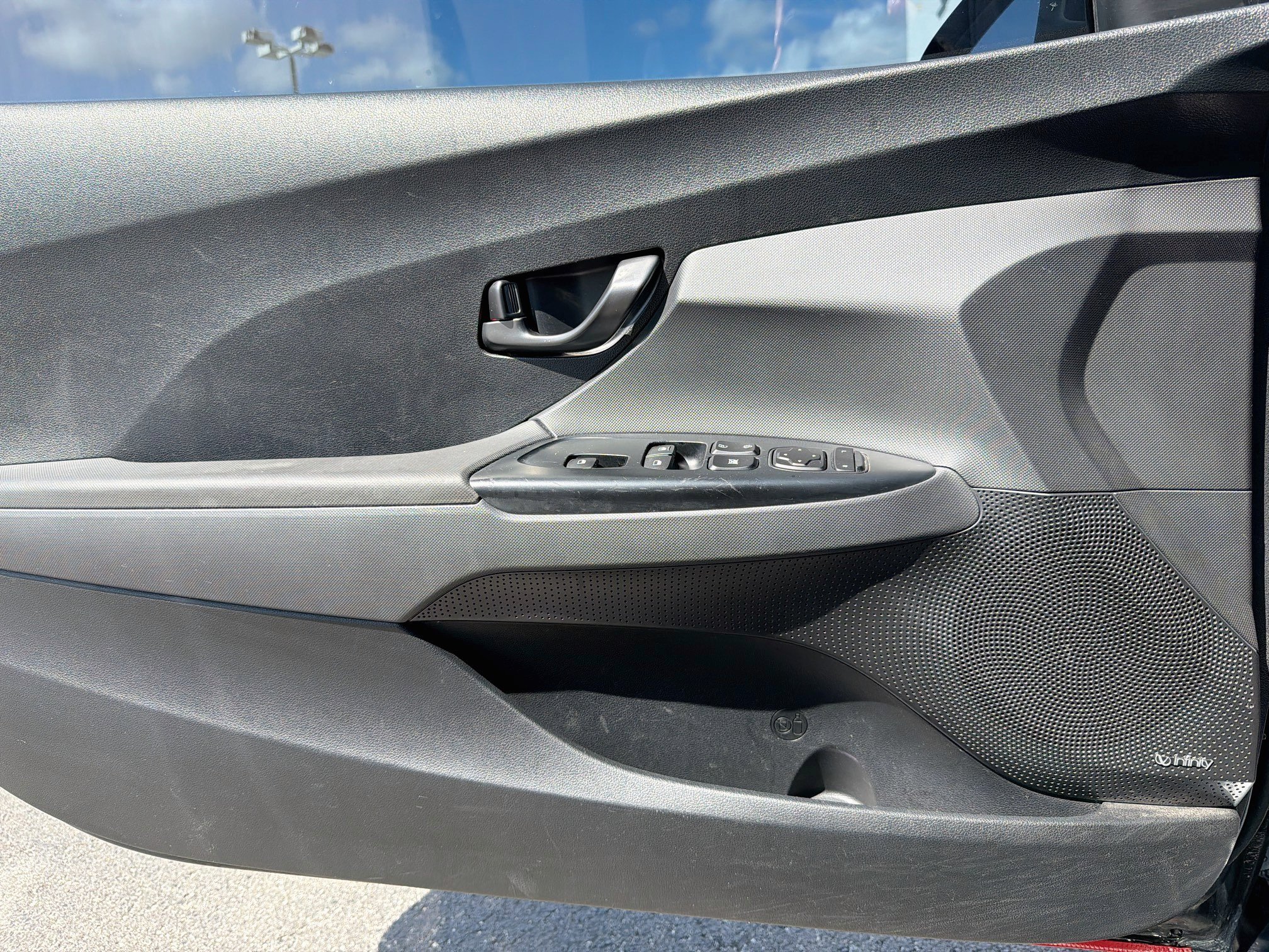 Used 2019 Thunder Gray w/Black Roof Hyundai Turbo Ultimate image 18