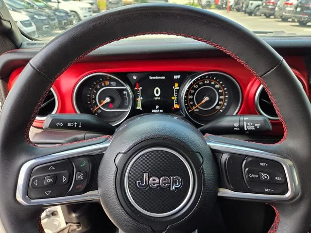 Used 2023 White Jeep Rubicon image 21