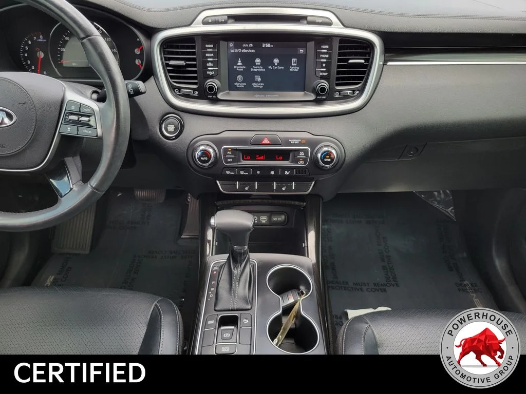 Used 2019 White Kia EX image 21