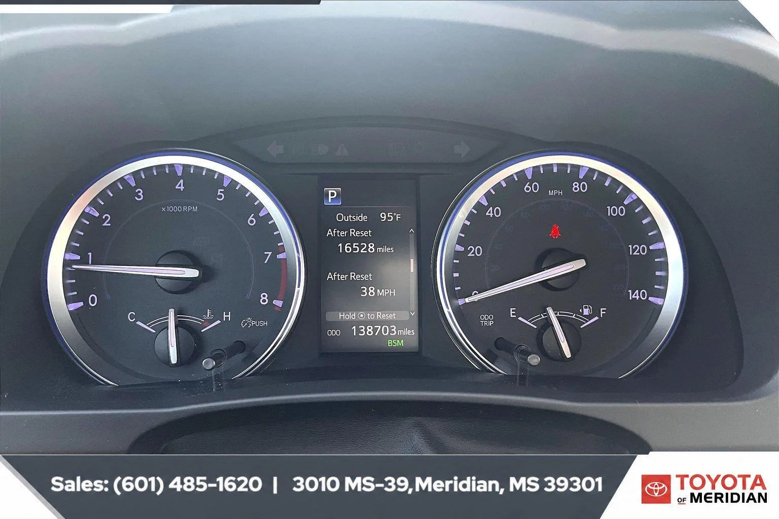Used 2018 Celestial Silver Metallic Toyota XLE image 14