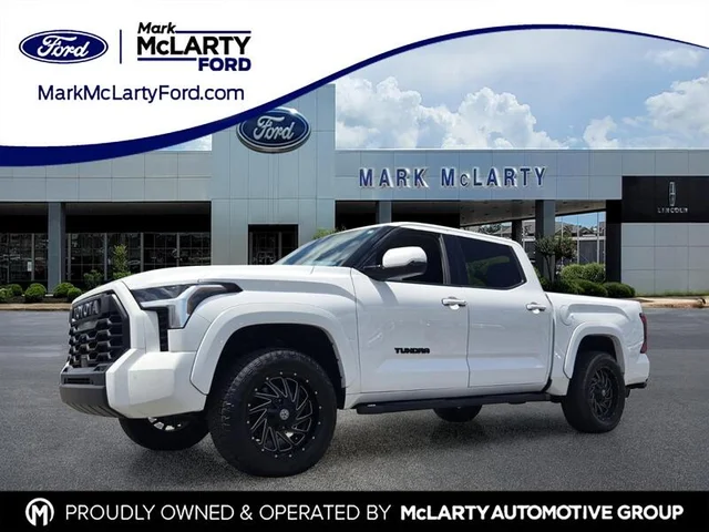 2022 TOYOTA TUNDRA SR5 CREWMAX 5.5' BED