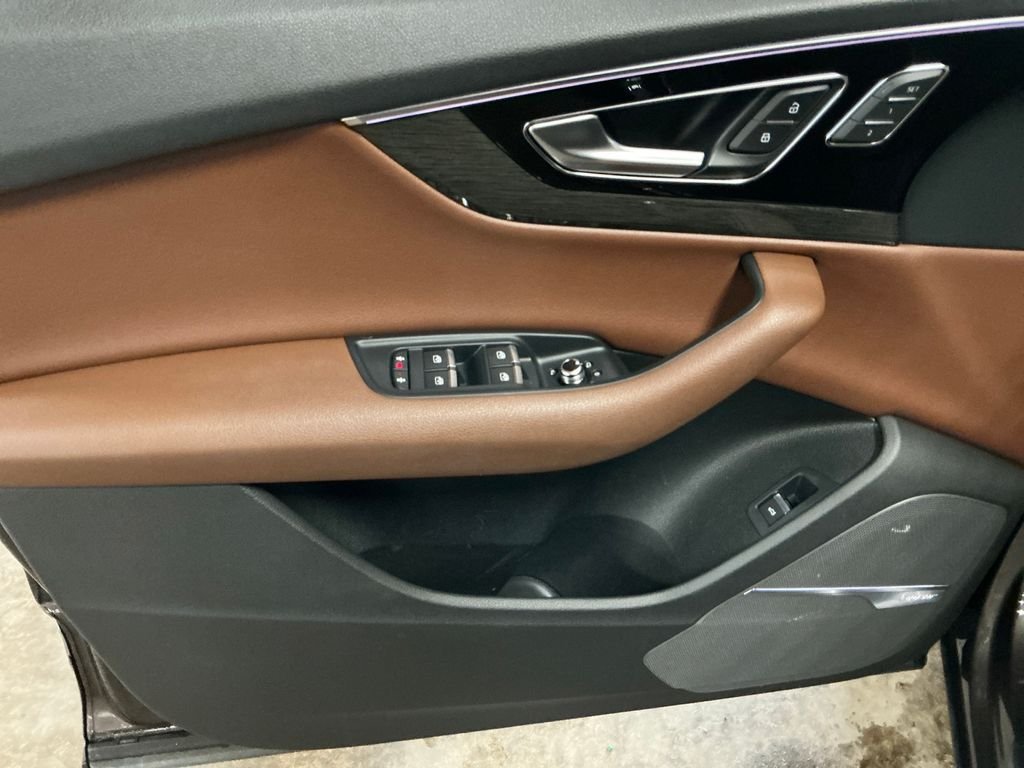 Used 2018  Audi 3.0T Prestige image 14