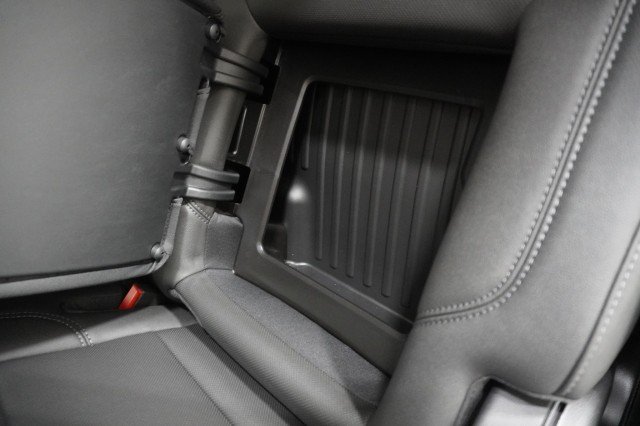 2026 GMC Sierra 1500 SLT - Photo 25
