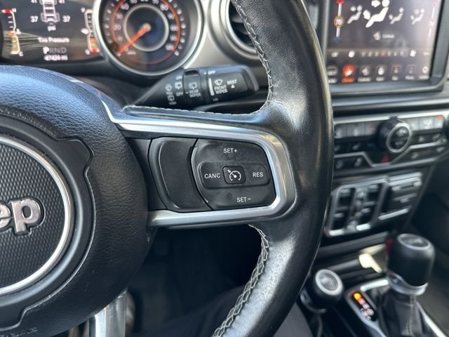 Used 2020 White Jeep Unlimited Sahara image 26