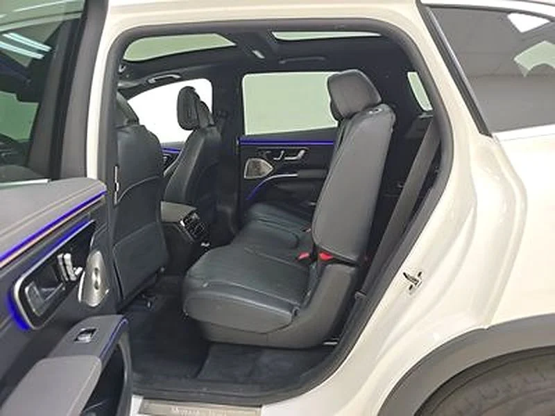 Used 2023 White Mercedes-Benz 450 image 13