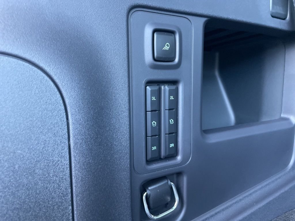 Used 2025 Black Ford Platinum image 36