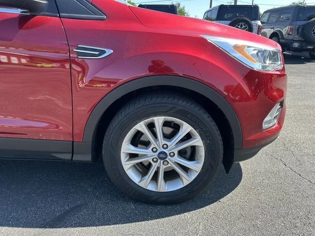 Used 2018 Red Ford SEL image 20