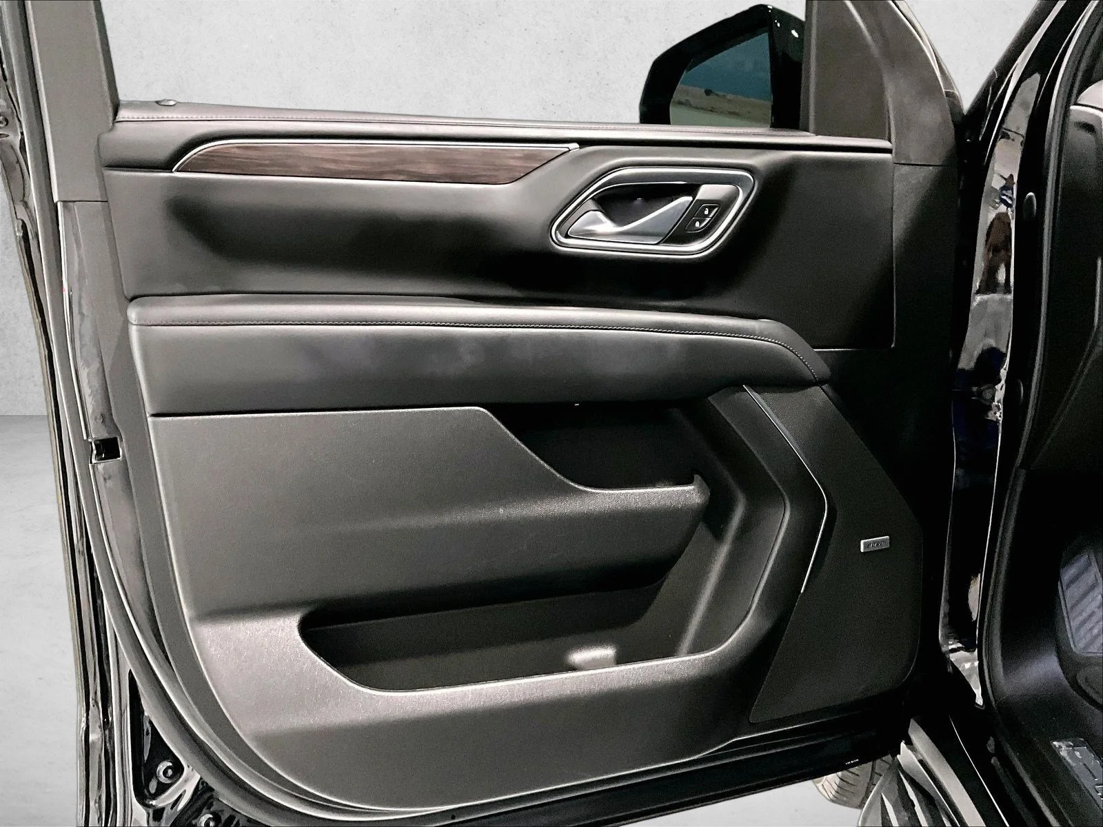 Used 2023 Black Chevrolet LT image 18