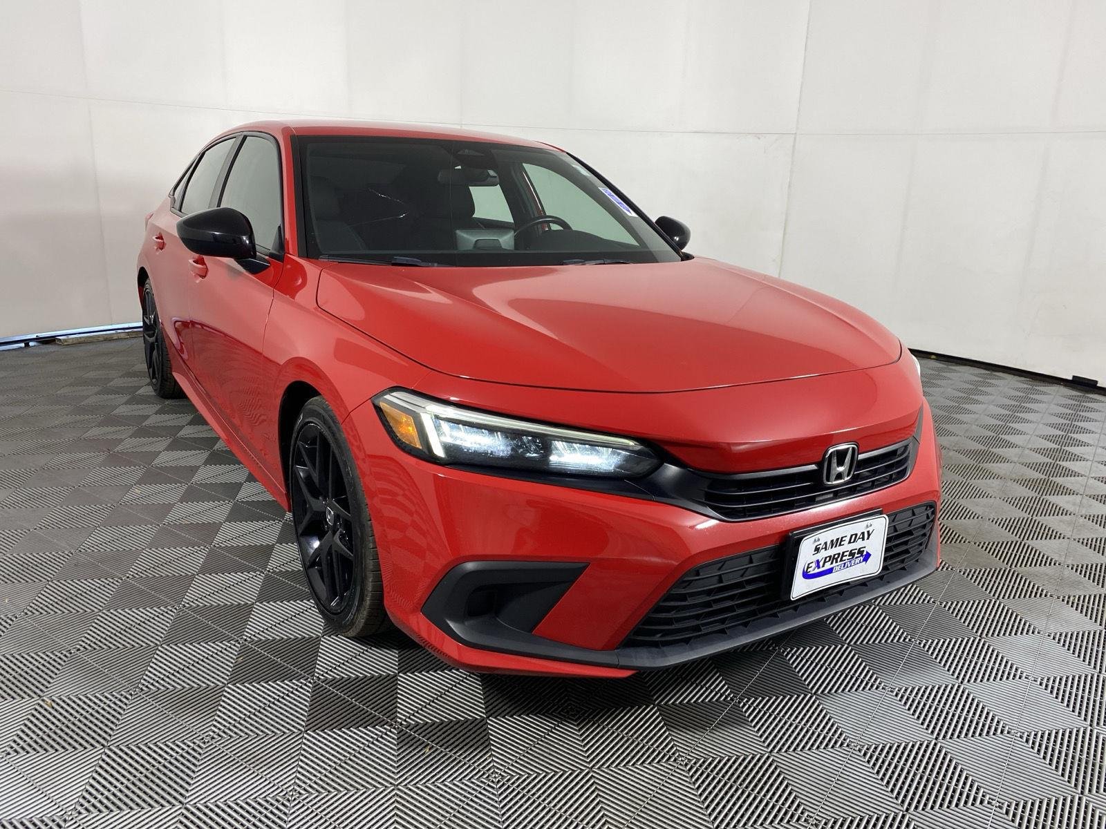 Used 2024 Rallye Red Honda Sport image 9