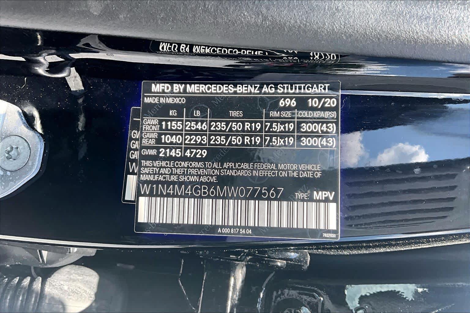 Used 2021 Night Black Mercedes-Benz GLB 250 image 31