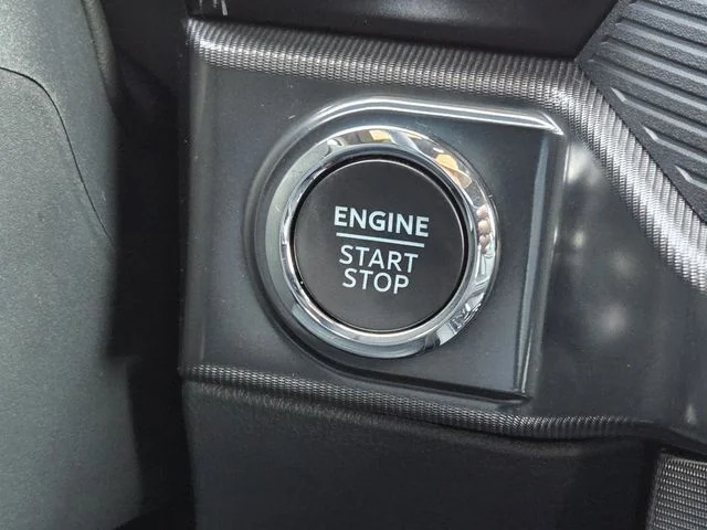 New 2026 Star White Metallic Tri-Coat Ford Platinum® image 16