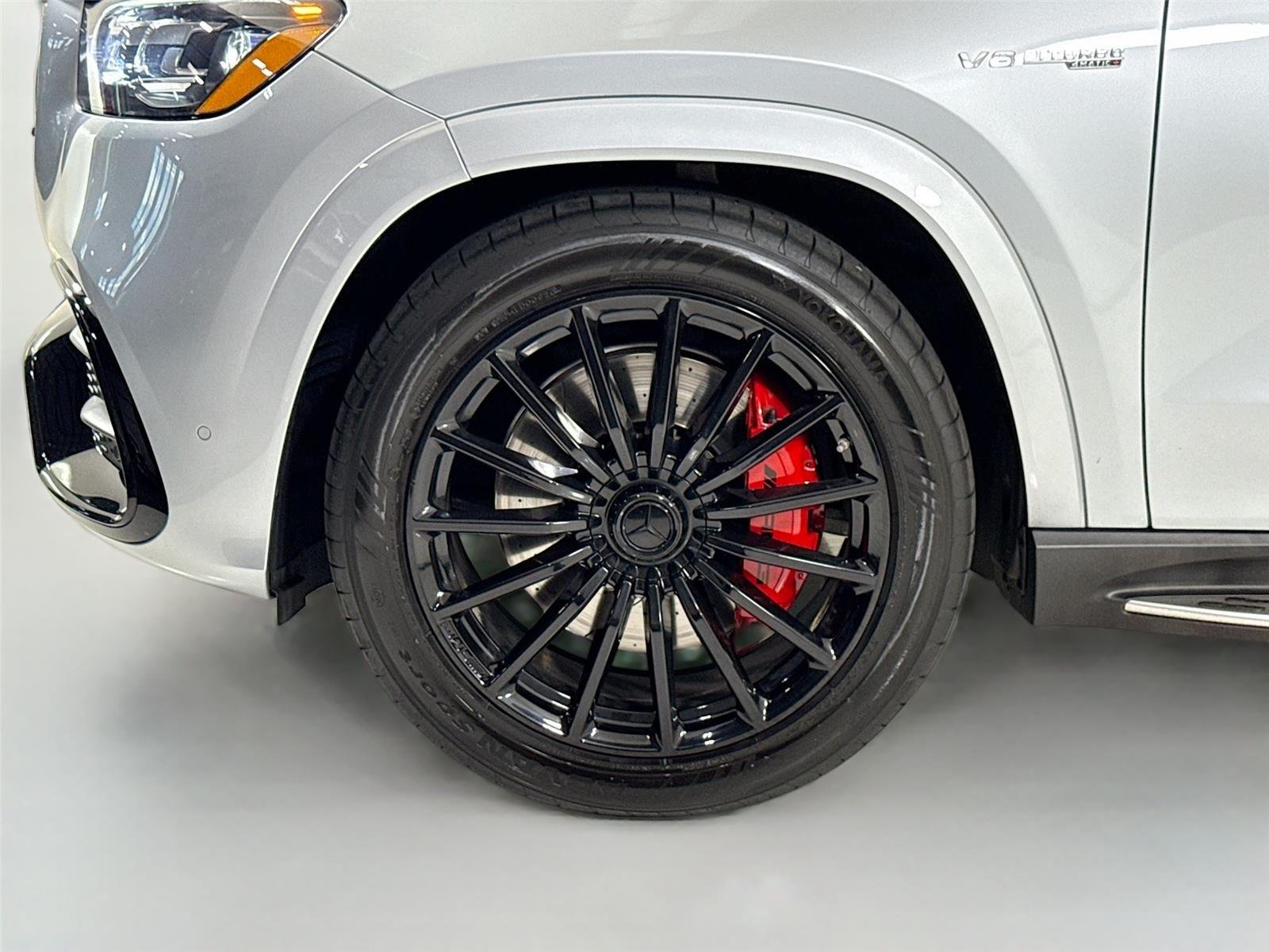 Used 2023 Cirrus Silver Metallic Mercedes-Benz AMG® GLS 63 | AMG® Performance Steering Wheel | Heated/Cooled Seats image 47