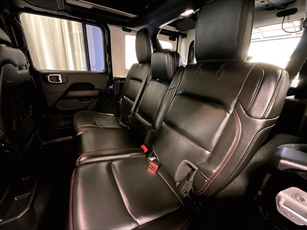 Used 2019 Black Jeep Unlimited Rubicon image 15