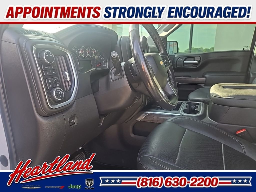 Used 2022 White Chevrolet LTZ image 42