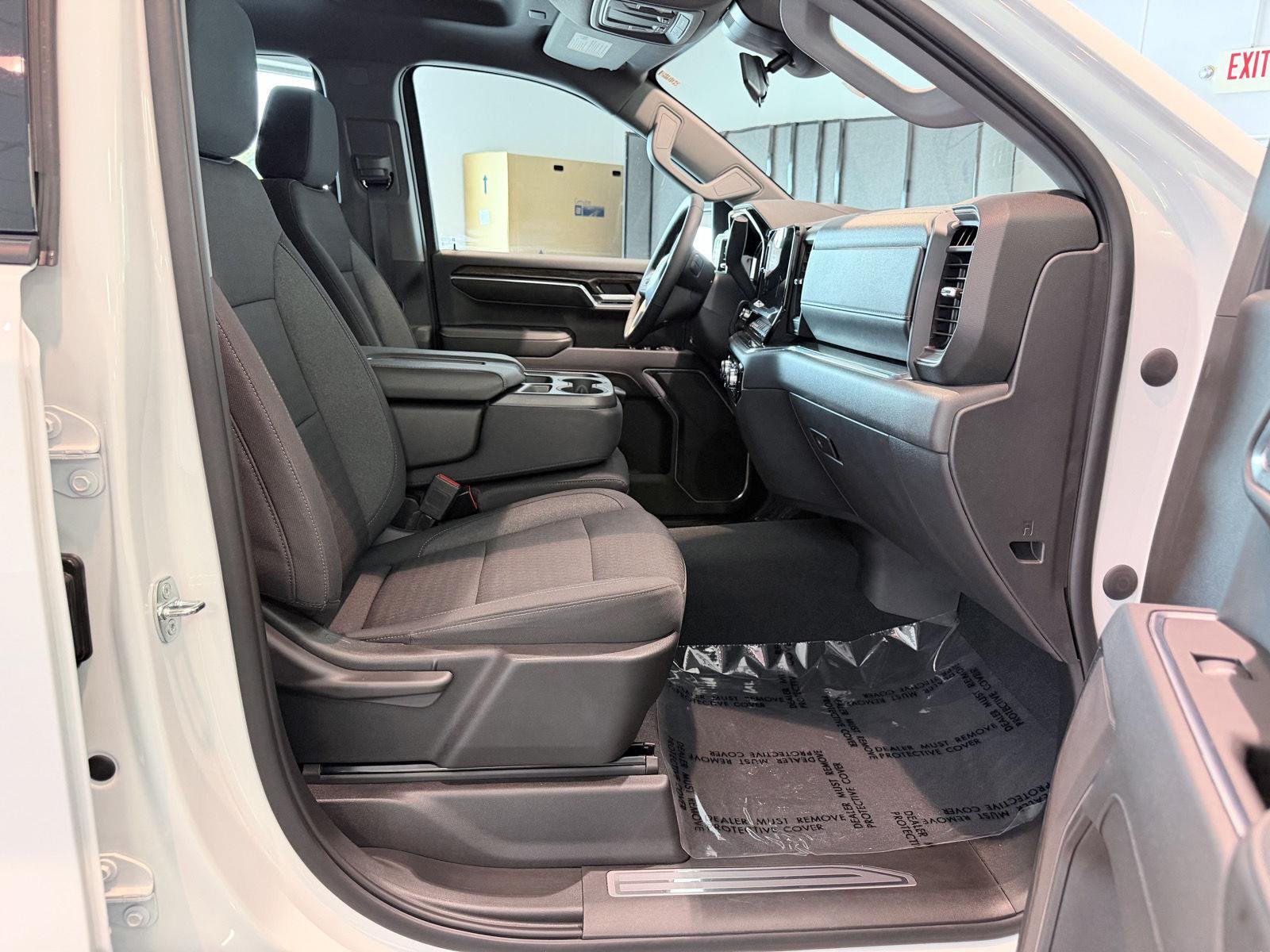 Used 2023 Summit White GMC Elevation image 29