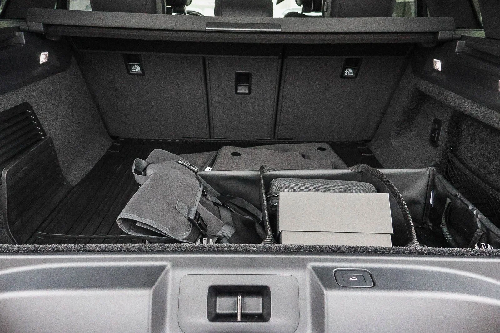 2025 Land Rover Range Rover SE - Photo 26