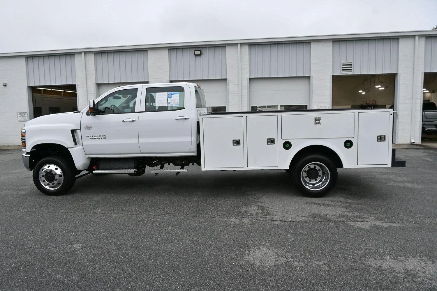 Used 2024 Summit White Chevrolet Work Truck image 4