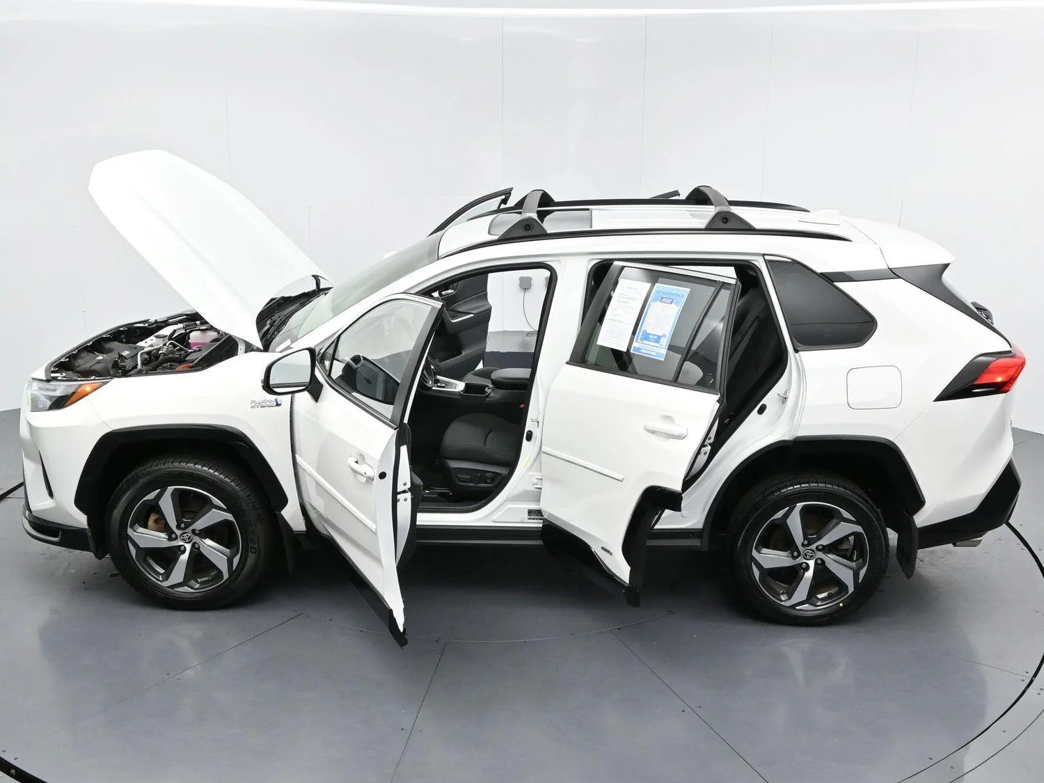 Used 2024 Ice Cap Toyota SE image 41