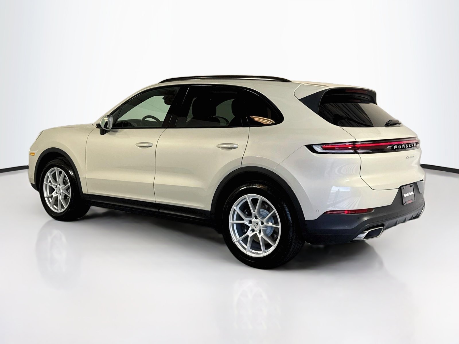 Used 2026 White Porsche  image 3
