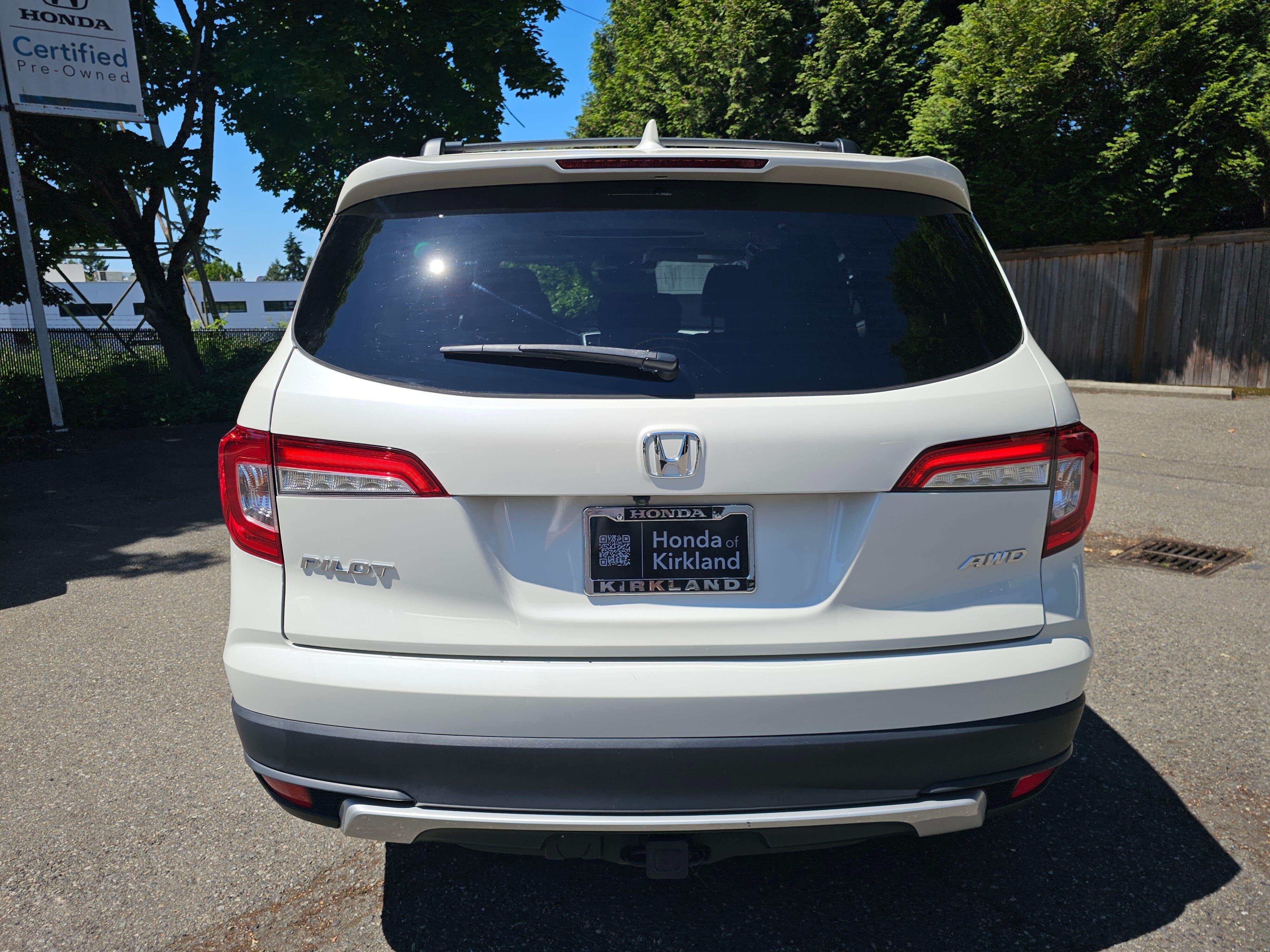 Used 2019 White Diamond Pearl Honda EX-L image 6