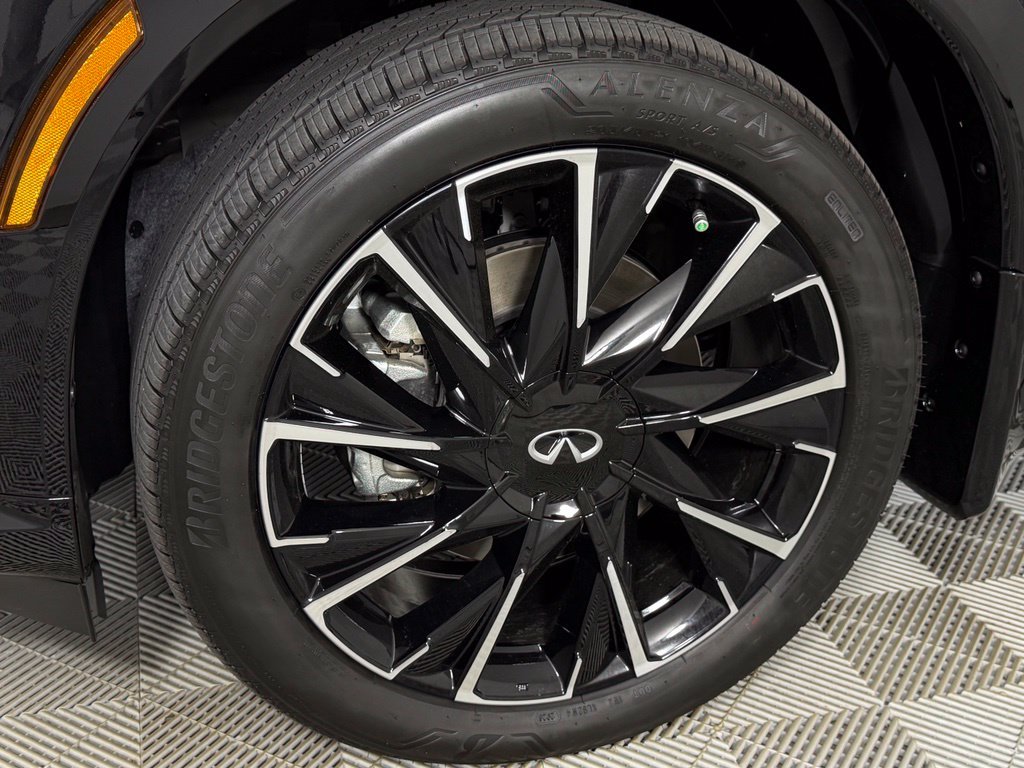 New 2027 MINERAL BLACK INFINITI Autograph AWD image 4